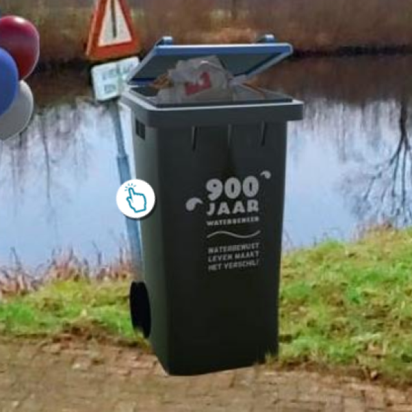 Container van 900 jaar waterbeheer gevuld met afval